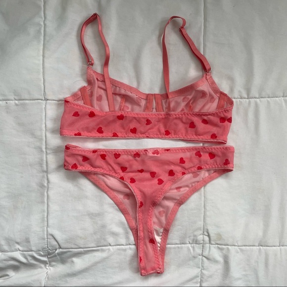 SOLD Heart Valentines Bra and Panty Set - Picture 3 of 4
